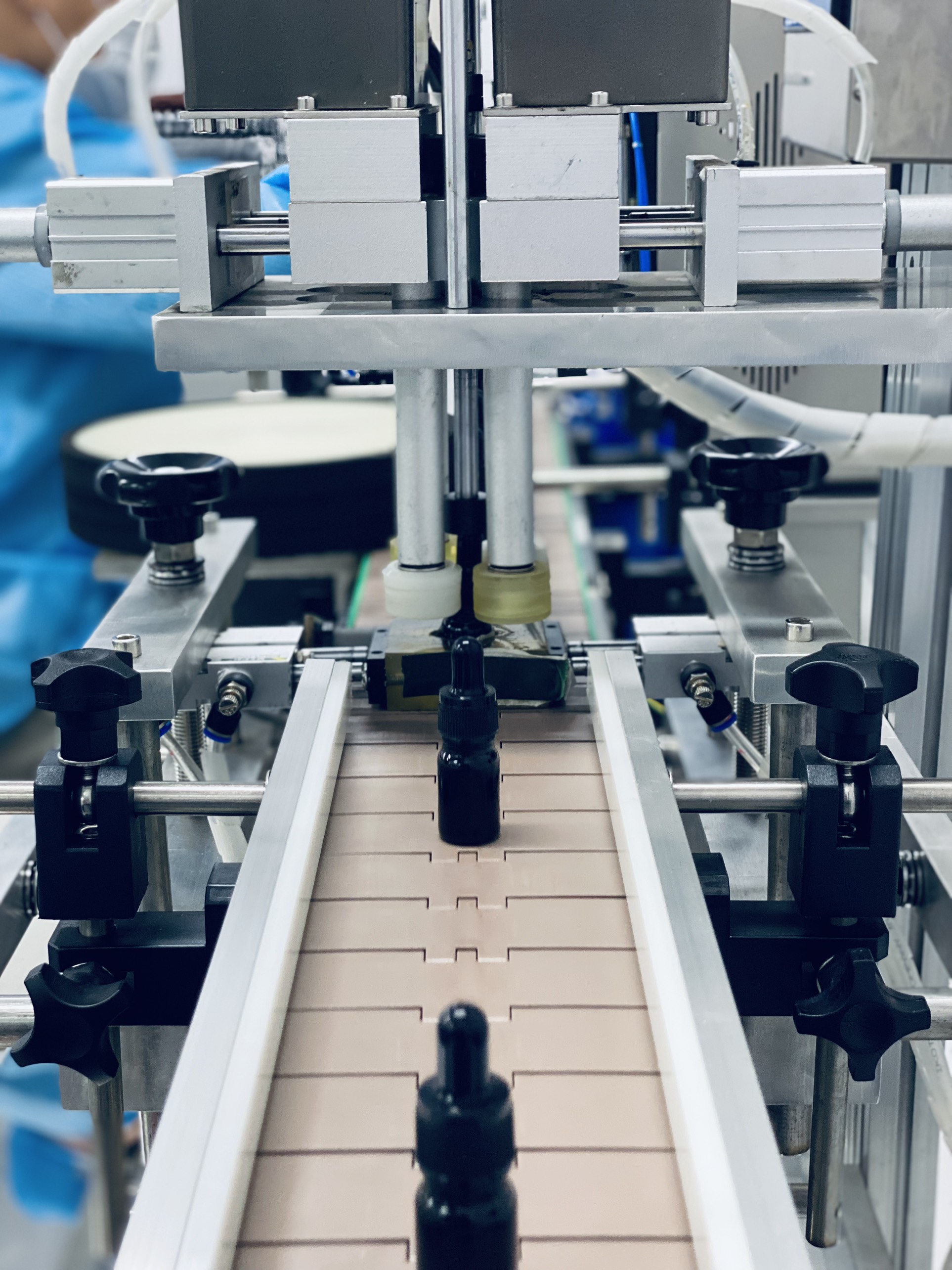 KHÁM PHÁ DÂY CHUYỀN SẢN XUẤT ĐẠT CHUẨN CGMP TẠI NHÀ MÁY DACO